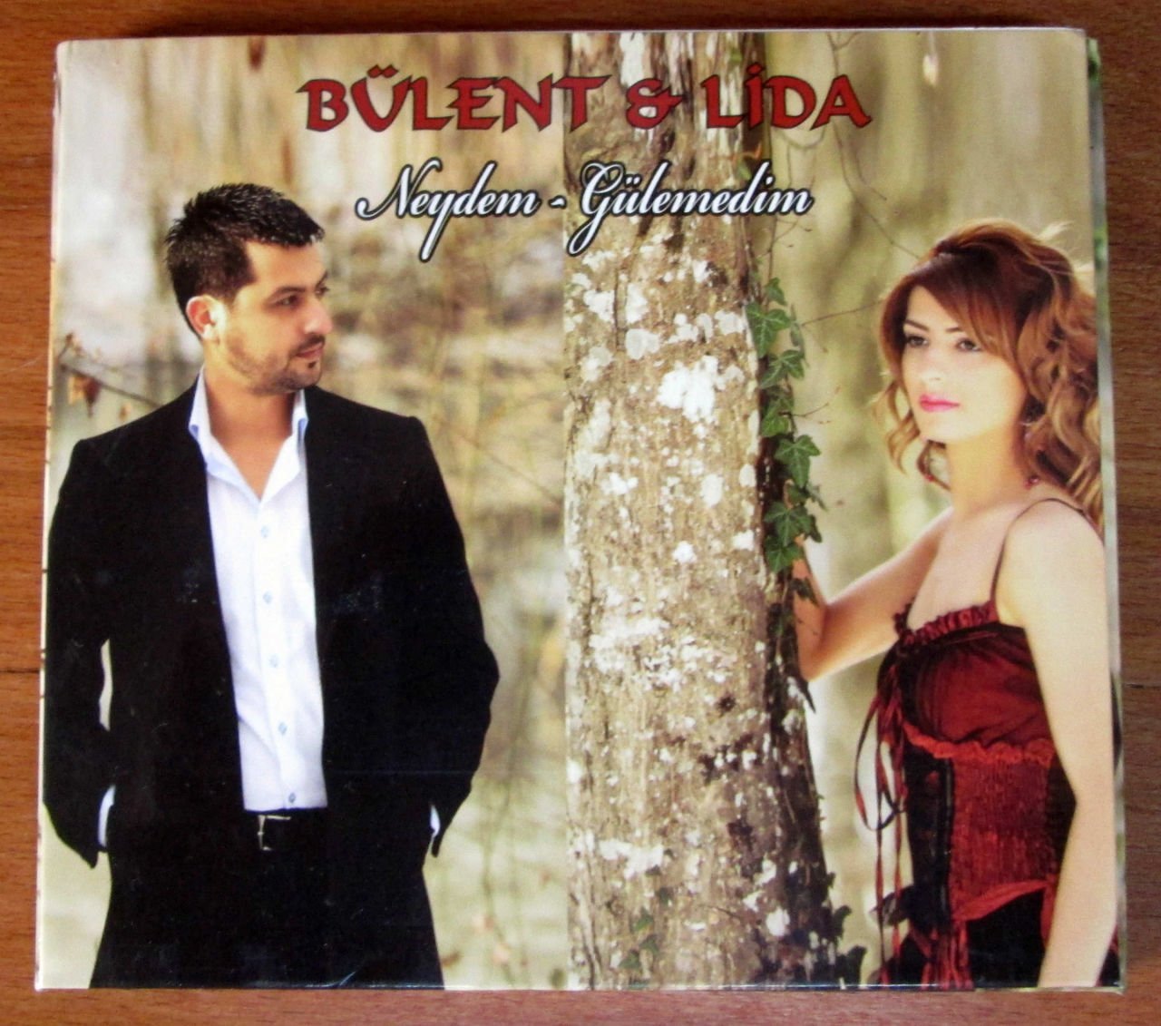 BÜLENT& LİDA - NEYDEM GÜLEMEDİM - CD 2.EL