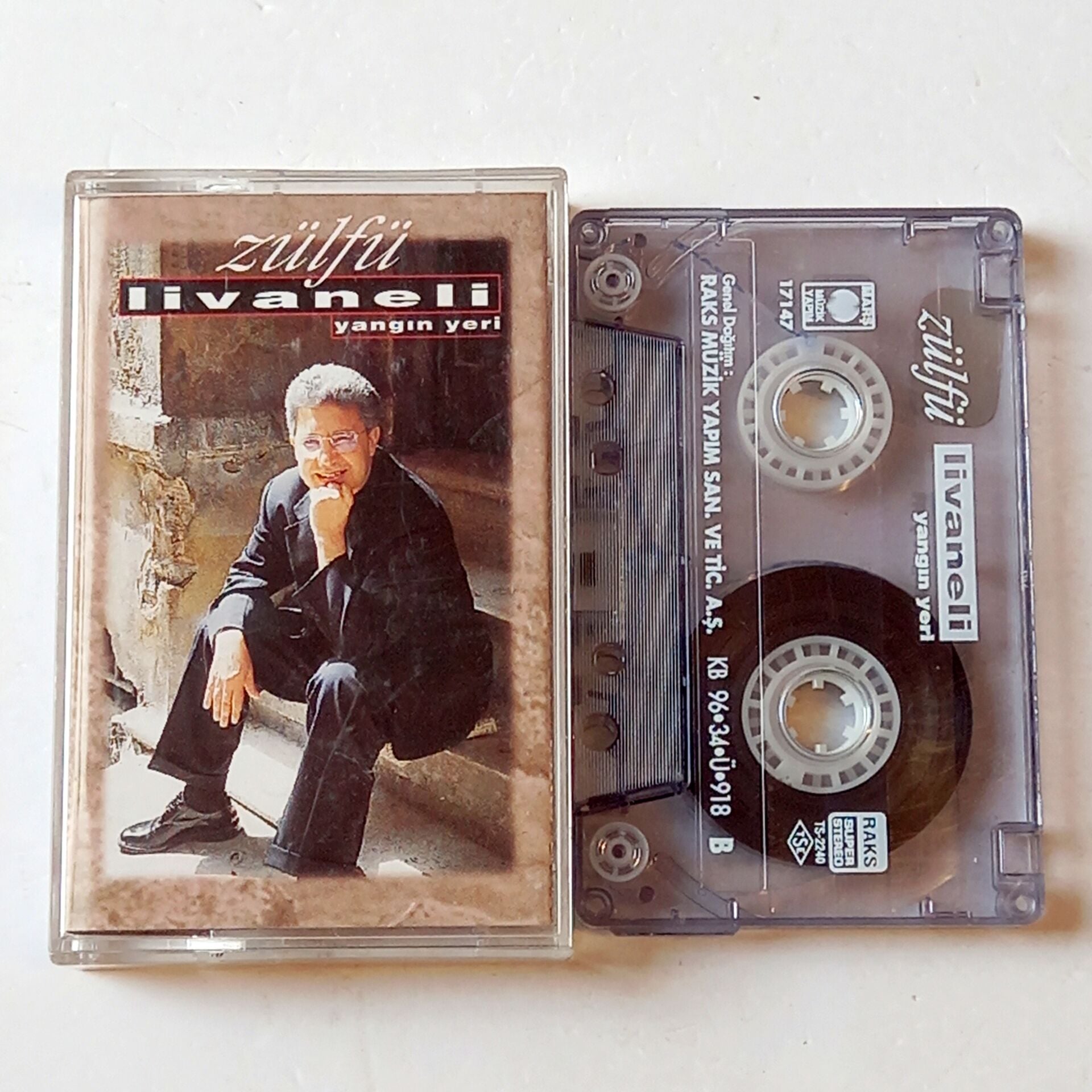 ZÜLFÜ LİVANELİ – YANGIN YERİ (1996) - KASET 2.EL