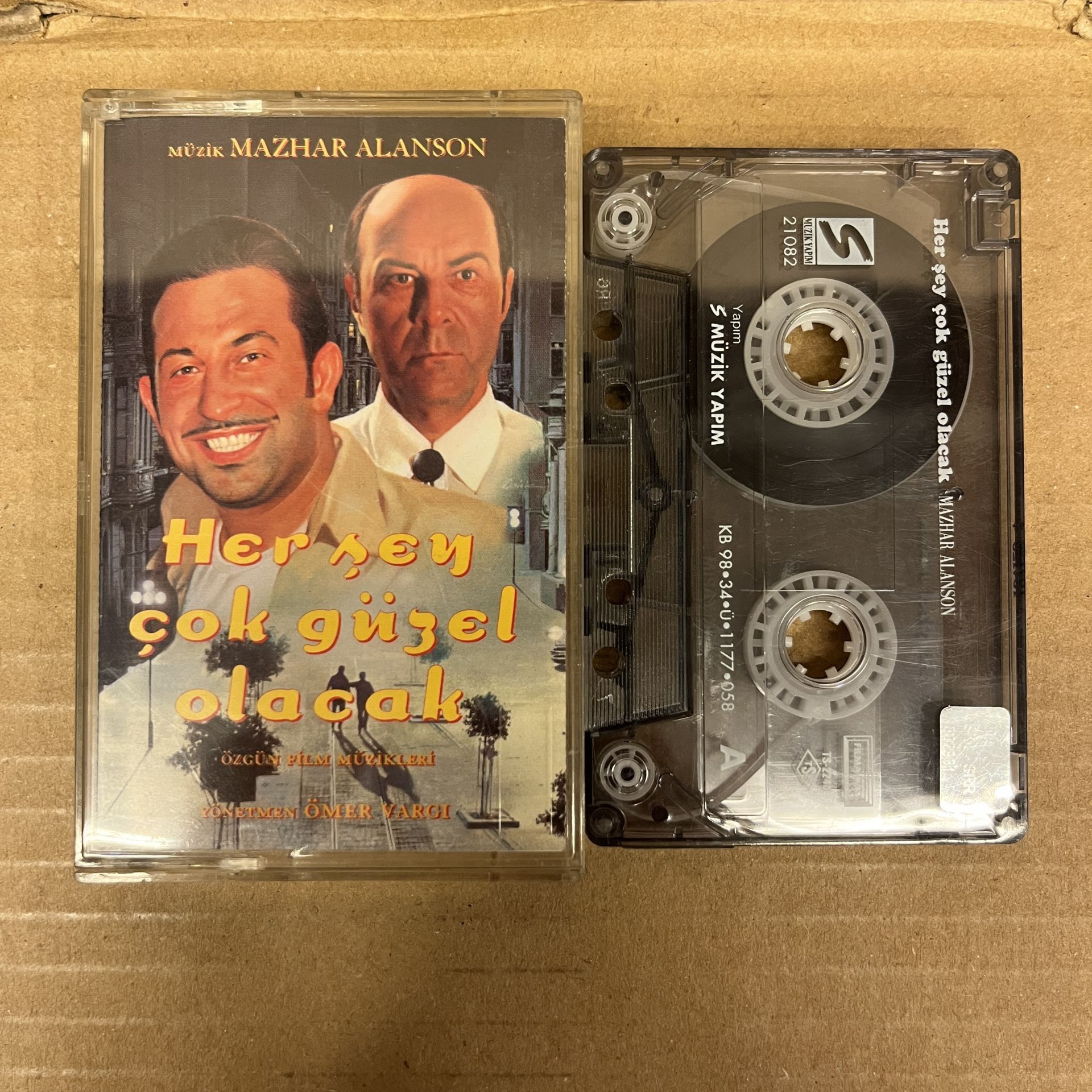 MAZHAR ALANSON - HER ŞEY ÇOK GÜZEL OLACAK - ÖZGÜN FİLM MÜZİKLERİ (1998) - KASET 2.EL