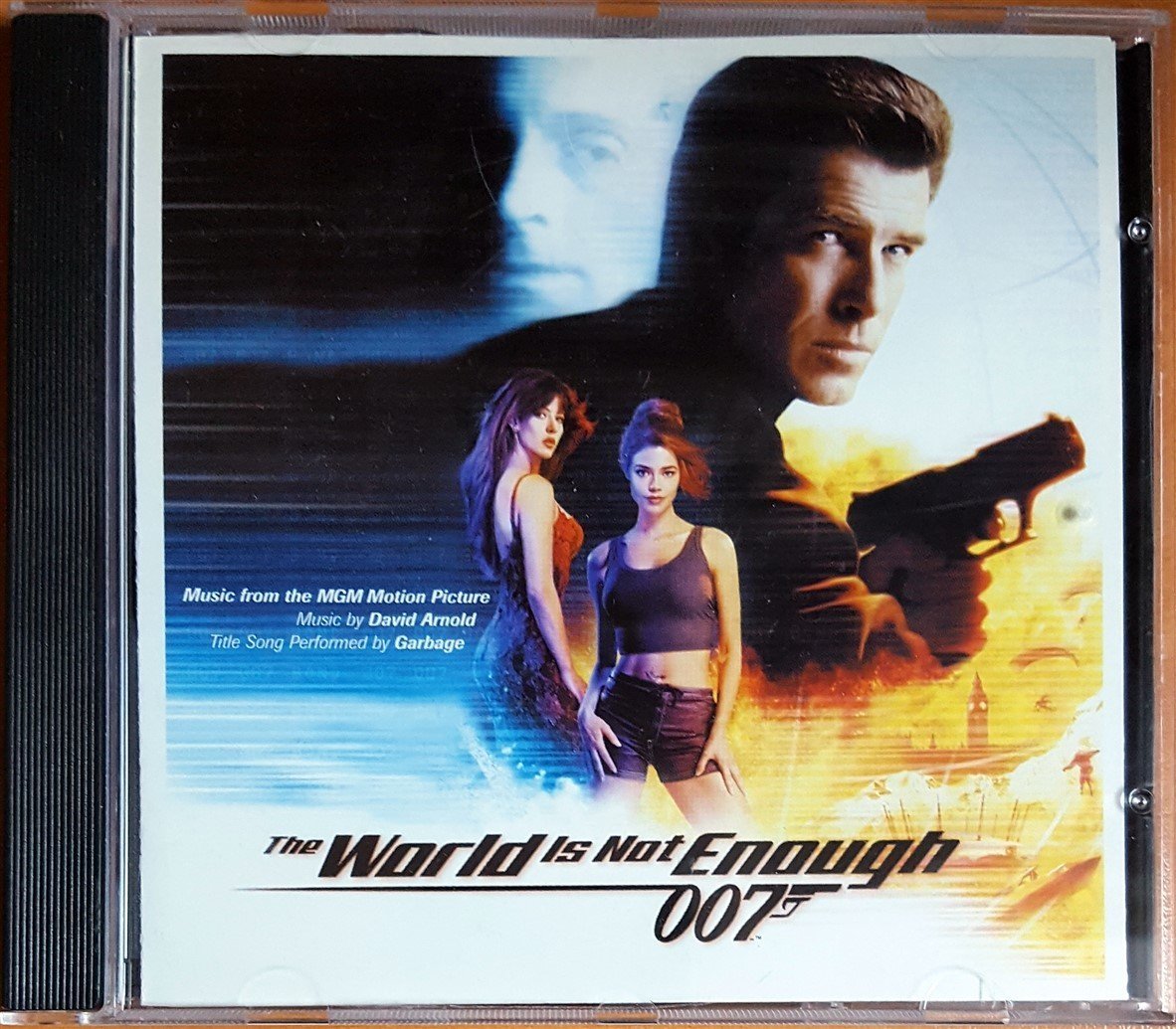THE WORLD IS NOT ENOUGH 007 JAMES BOND SOUNDTRACK / DAVID ARNOLD, GARBAGE (1999) - CD 2.EL