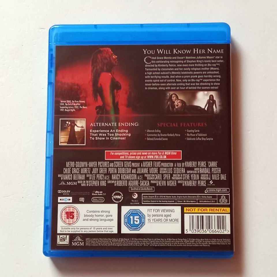 CARRIE - CLOE GRACE MORETZ, JULIANNE MOORE - YÖN.: KIMBERLY PEIRCE - BLU-RAY 2.EL BÖLGE A-B-C TÜRKÇE ALTYAZI YOKTUR