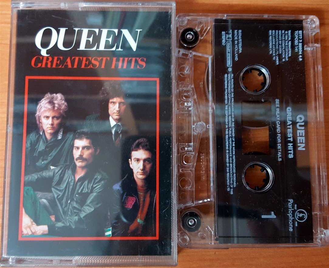 QUEEN - GREATEST HITS CASSETTE MADE IN HOLLAND ''USED''