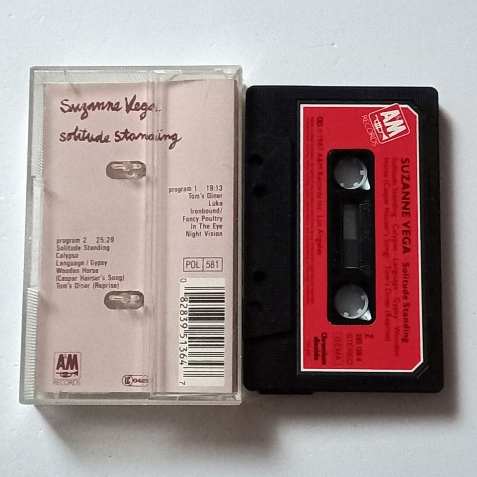 SUZANNE VEGA - SOLITUDE STANDING (1987) - KASET 2.EL MADE IN GERMANY