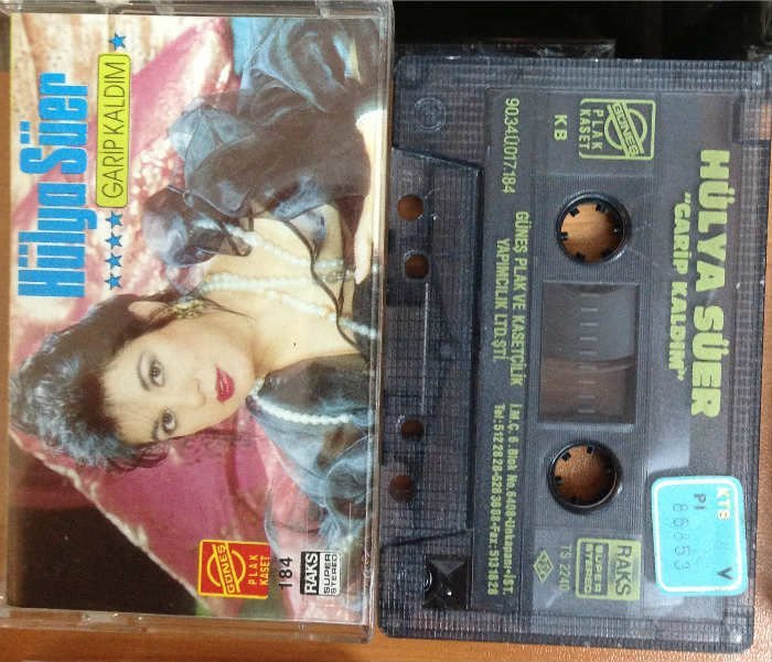 HÜLYA SÜER - GARİP KALDIM KASET 2.EL