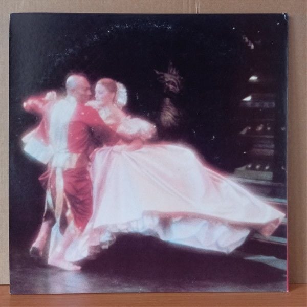 THE KING AND I / RODGERS & HAMMERSTEIN / FEATURING YUL BRYNNER AND CONSTANCE TOWERS, PRESENTED BY LEE GUBER & SHELLY GROSS (1977) - LP 2.EL PLAK