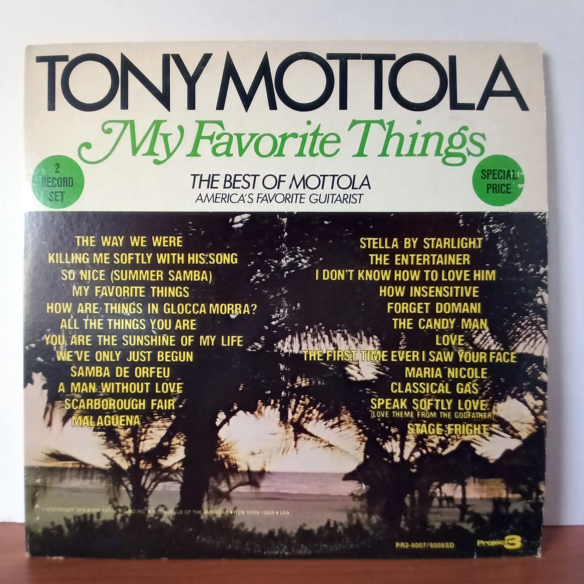 TONY MOTTOLA – MY FAVORITE THINGS / THE BEST OF MOTTOLA, AMERICA\'S FAVORITE GUITARIST (1975) - 2LP 2.EL PLAK