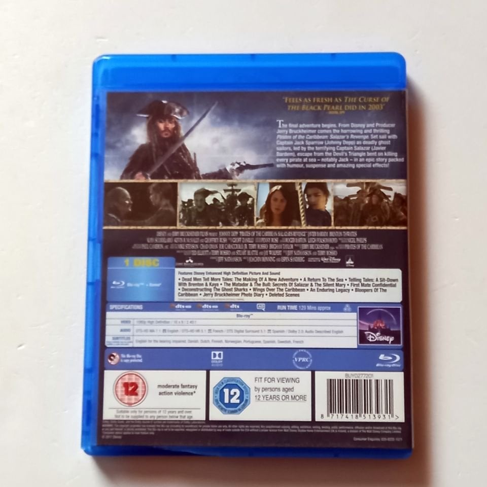 PIRATES OF THE CARIBBEAN SALAZAR'S REVENGE - JOHNNY DEPP, JAVIER BARDEM, GEOFFREY RUSH - YÖN.: JOACHIM RONNING & ESPEN SANDBERG  - BLU-RAY 2.EL REGION FREE TÜRKÇE ALTYAZI YOKTUR
