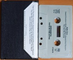 AEROSMITH - TOYS IN THE ATTIC (1975) - KASET MADE IN USA CBS 2.EL