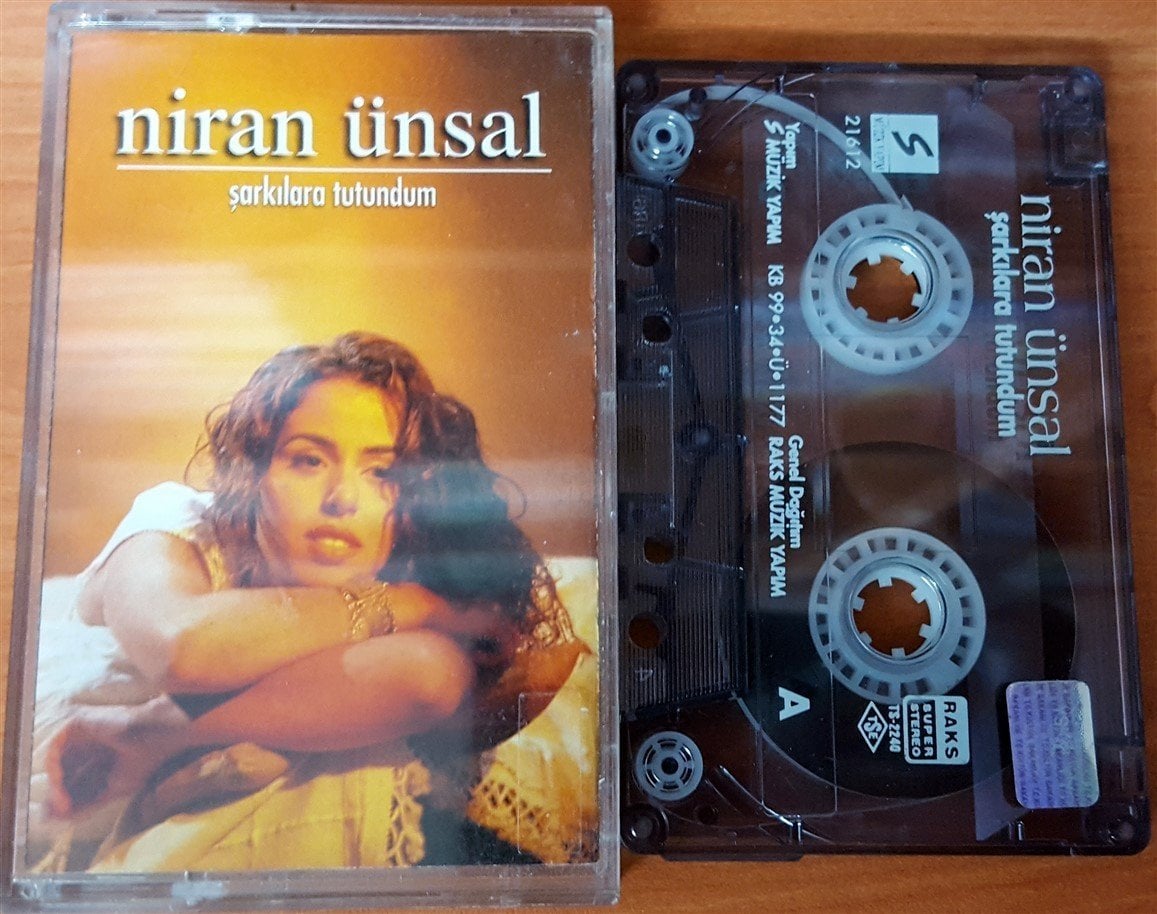 NİRAN ÜNSAL - ŞARKILARA TUTUNDUM KASET 2.EL