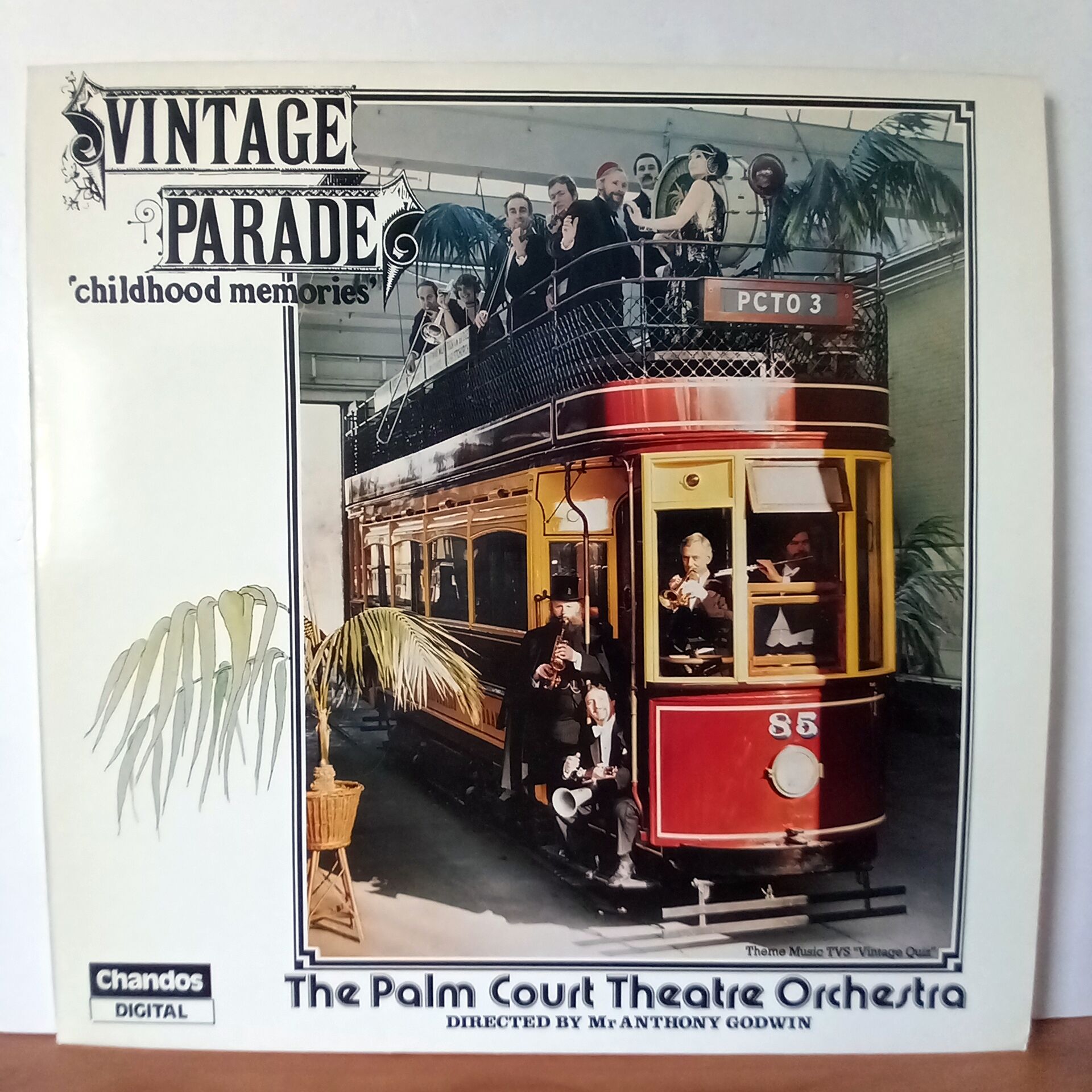VINTAGE PARADE \'CHILDHOOD MEMORIES\' / THE PALM COURT THEATRE ORCHESTRA DIRECTED BY MR ANTHONY GODWIN (1984) - LP 2.EL PLAK