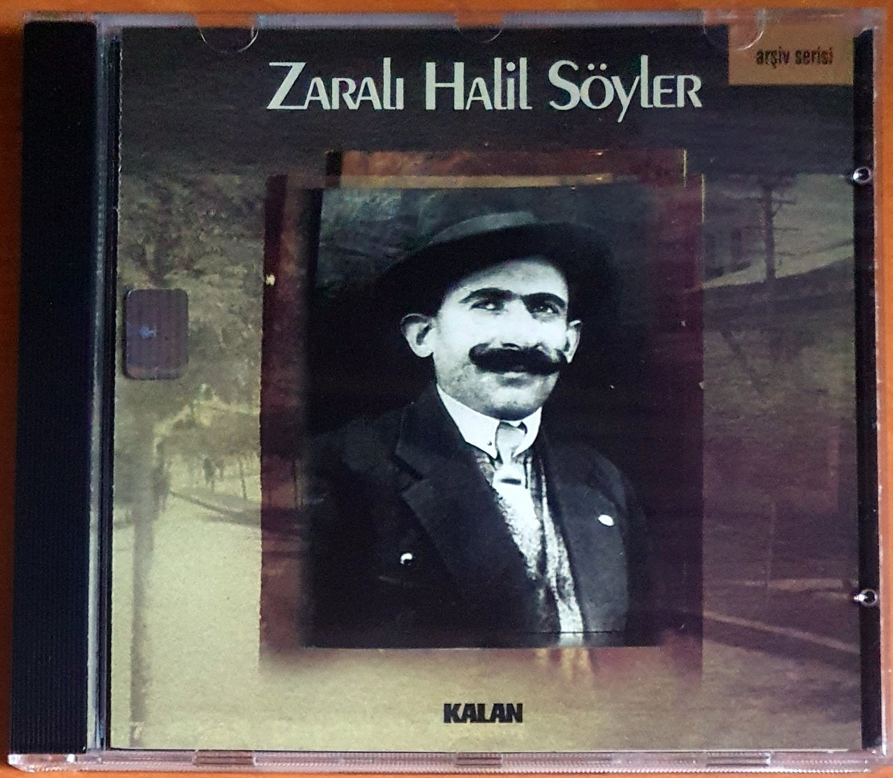 ZARALI HALİL SÖYLER / ARŞİV SERİSİ (2002) - CD KALAN MÜZİK 2.EL