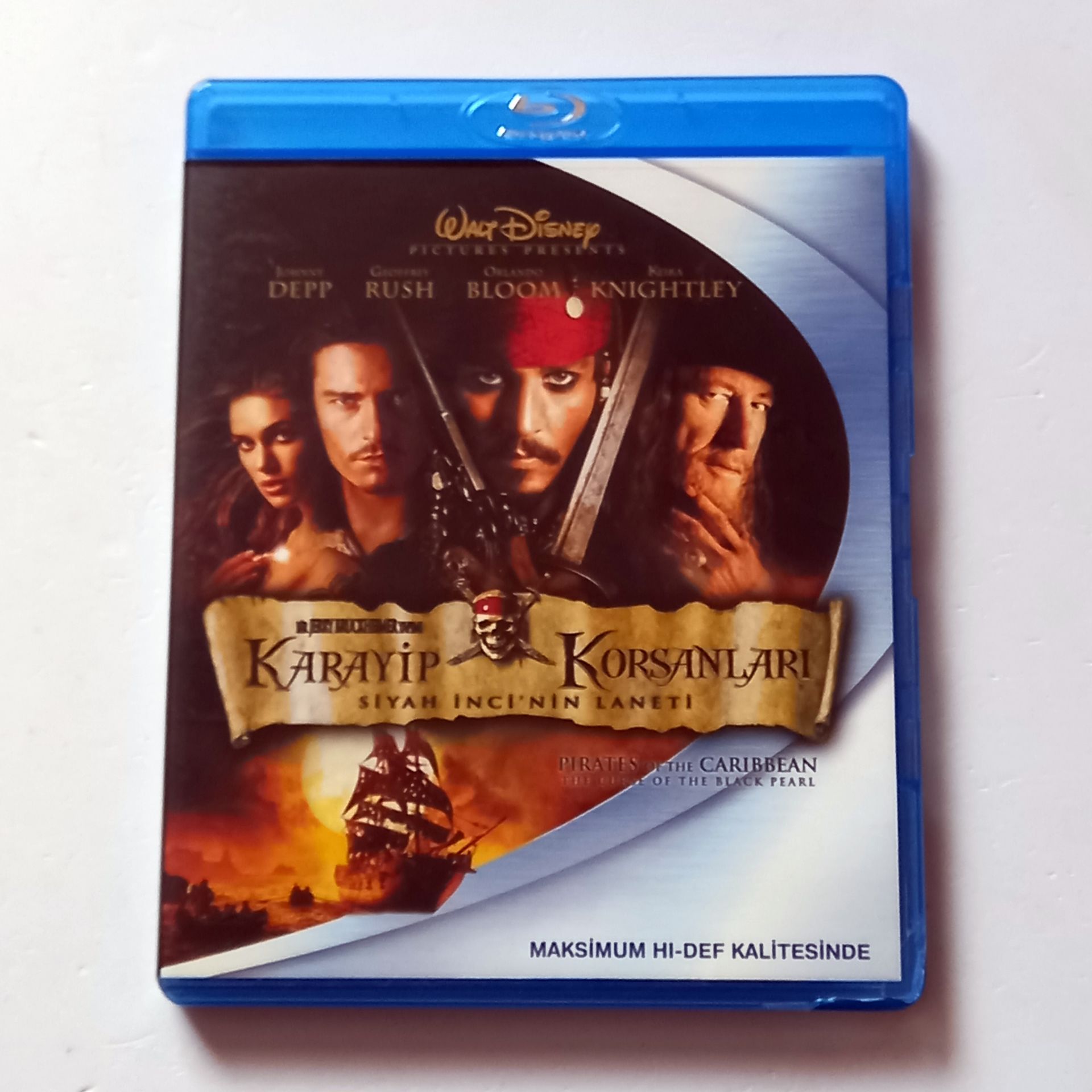 KARAYİP KORSANLARI SİYAH İNCİNİN LANETİ / PIRATES OF THE CARIBBEAN THE CURSE OF THE BLACK PEARL - JOHNNY DEPP, ORLANDO BLOOM, KEIRA KNIGHTLEY, GEOFFREY RUSH - YÖN.: GORE VERBINSKI  - BLU-RAY 2.EL