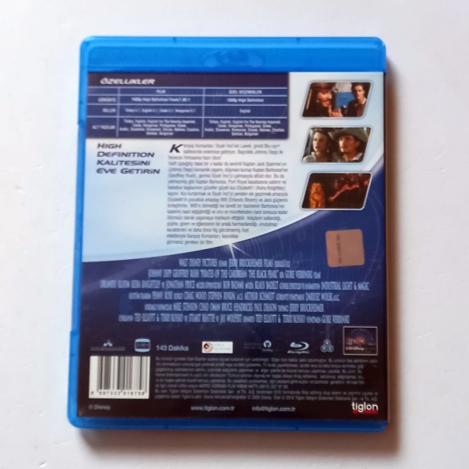 KARAYİP KORSANLARI SİYAH İNCİNİN LANETİ / PIRATES OF THE CARIBBEAN THE CURSE OF THE BLACK PEARL - JOHNNY DEPP, ORLANDO BLOOM, KEIRA KNIGHTLEY, GEOFFREY RUSH - YÖN.: GORE VERBINSKI  - BLU-RAY 2.EL