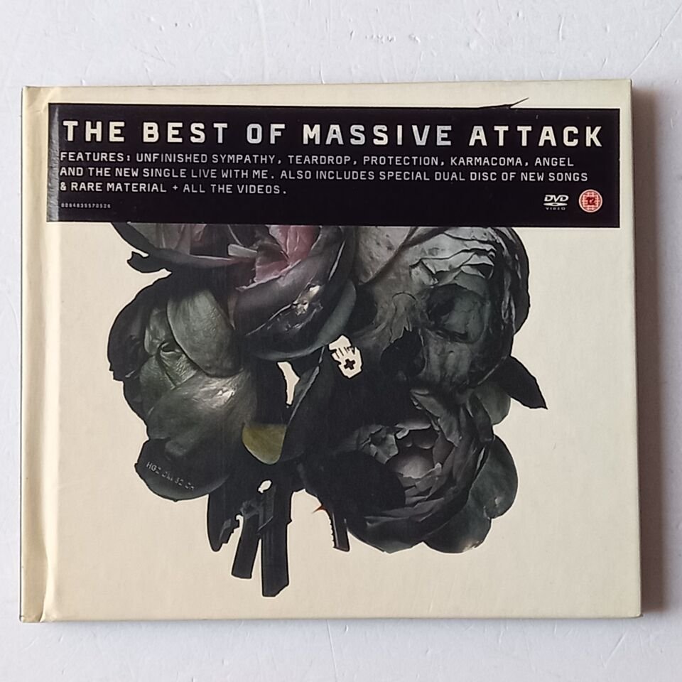 MASSIVE ATTACK – COLLECTED / THE BEST OF (2006) - CD REMASTERED DIGIBOOK 2.EL