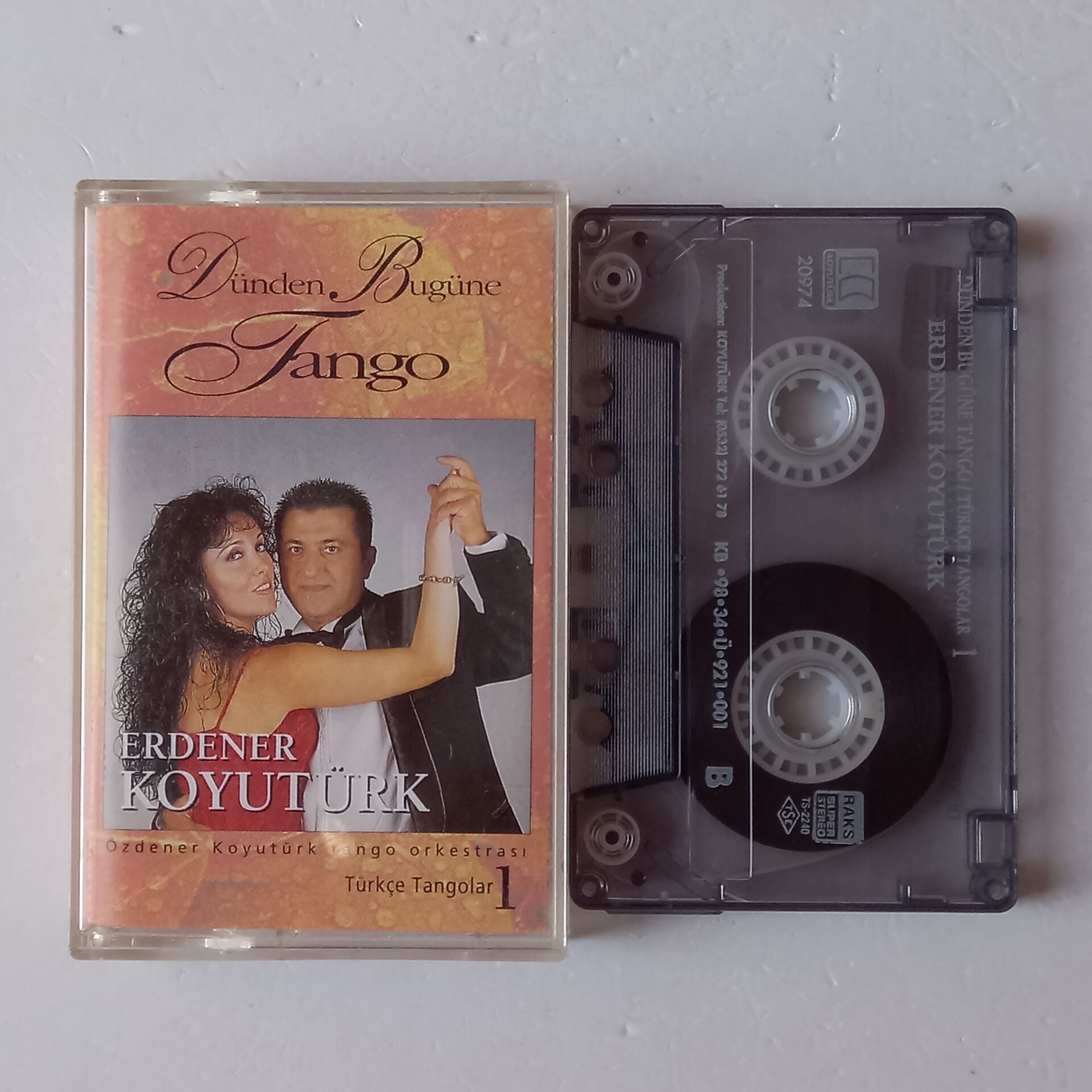 ERDENER KOYUTÜRK - DÜNDEN BUGÜNE TANGO (1998) - KASET 2.EL