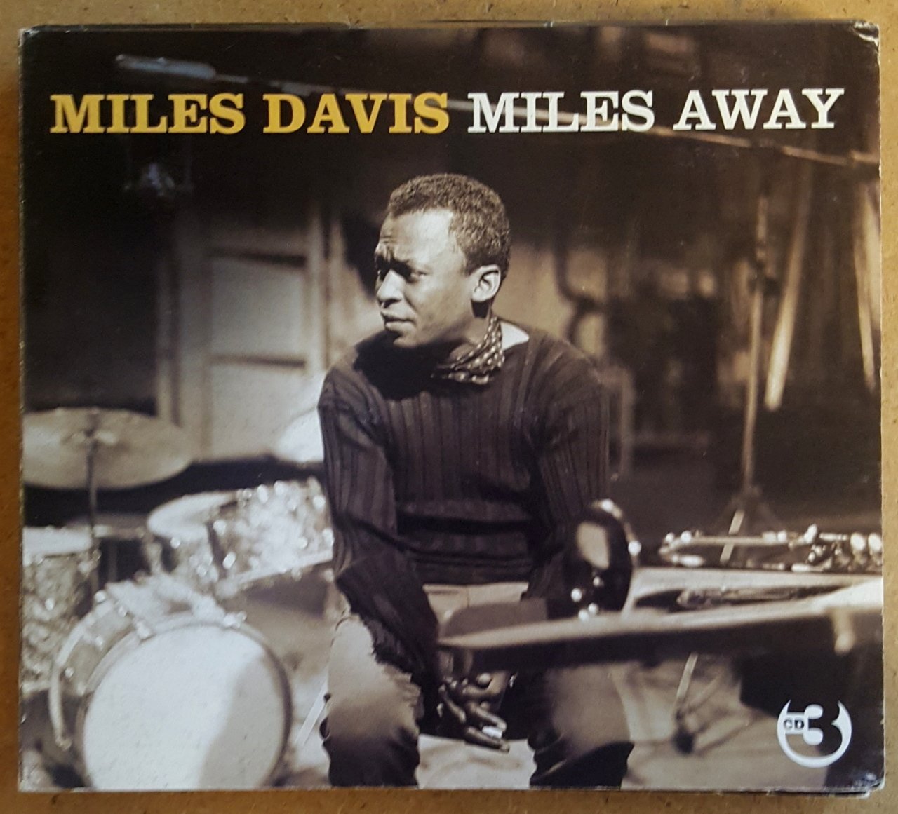 MILES DAVIS MILES AWAY (2009) 3CD COMPILATION DIGIPACK 2.EL