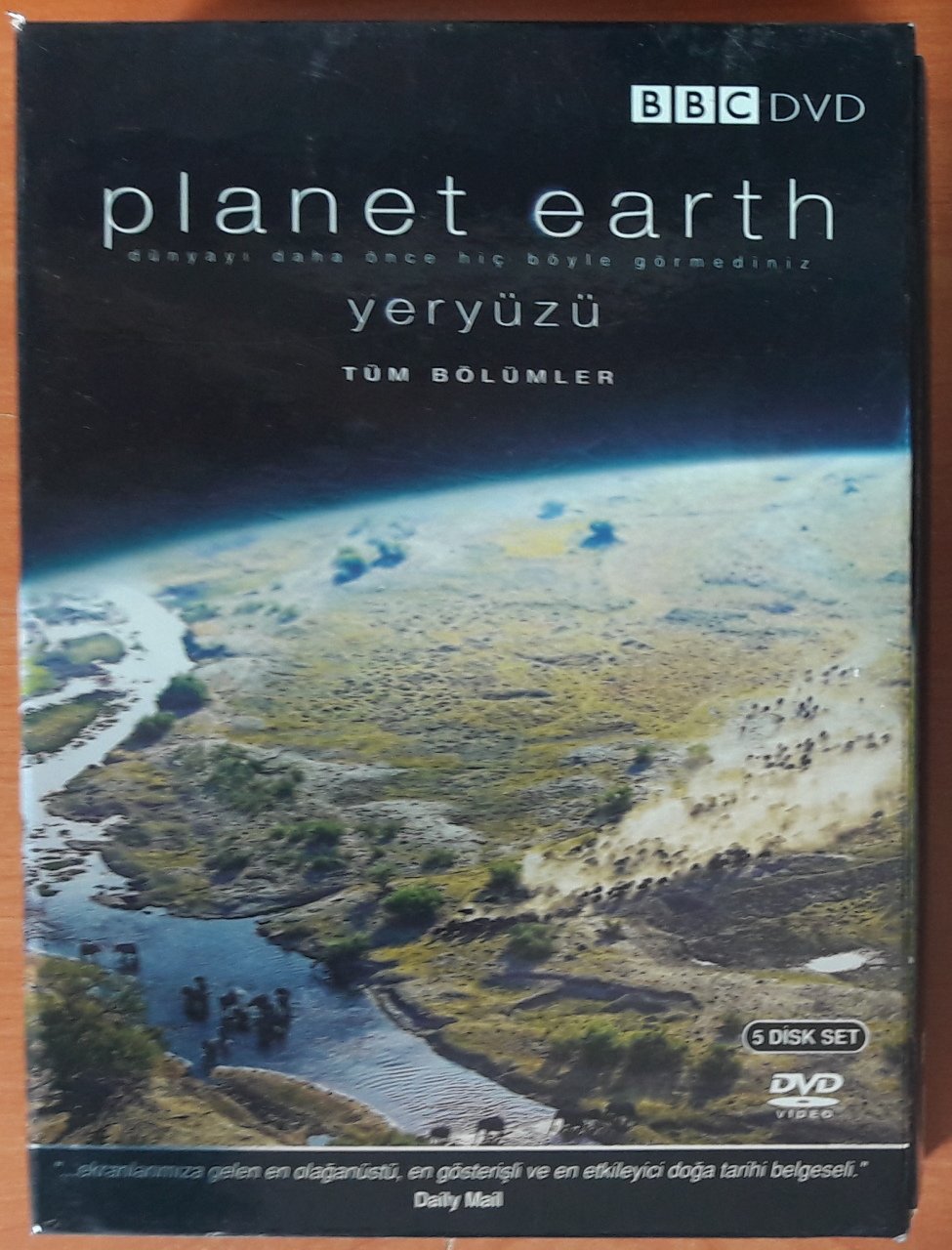 PLANET EARTH - YERYÜZÜ - BBC DAVID ATTENBOROUGH BELGESEL - 5DVD 2.EL