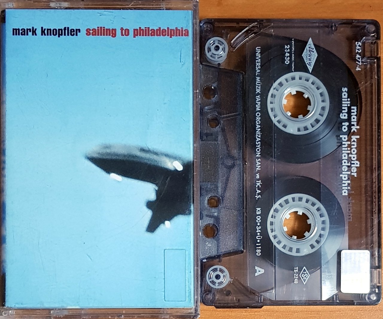 MARK KNOPFLER - SAILING TO PHILADELPHIA (2000) UNIVERSAL KASET 2.EL