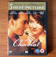 ÇİKOLATA - CHOCOLAT - JULIETTE BINOCHE - JOHNNY DEPP - LENA OLIN - DVD 2.EL TR ALTYAZI YOKTUR