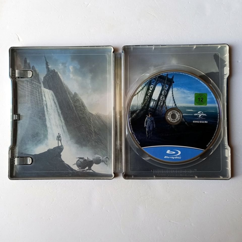 OBLIVION - TOM CRUISE, MORGAN FREEMAN - YÖN.: JOSEPH KOSINSKI - BLU-RAY STEELBOOK METAL KUTU 2.EL