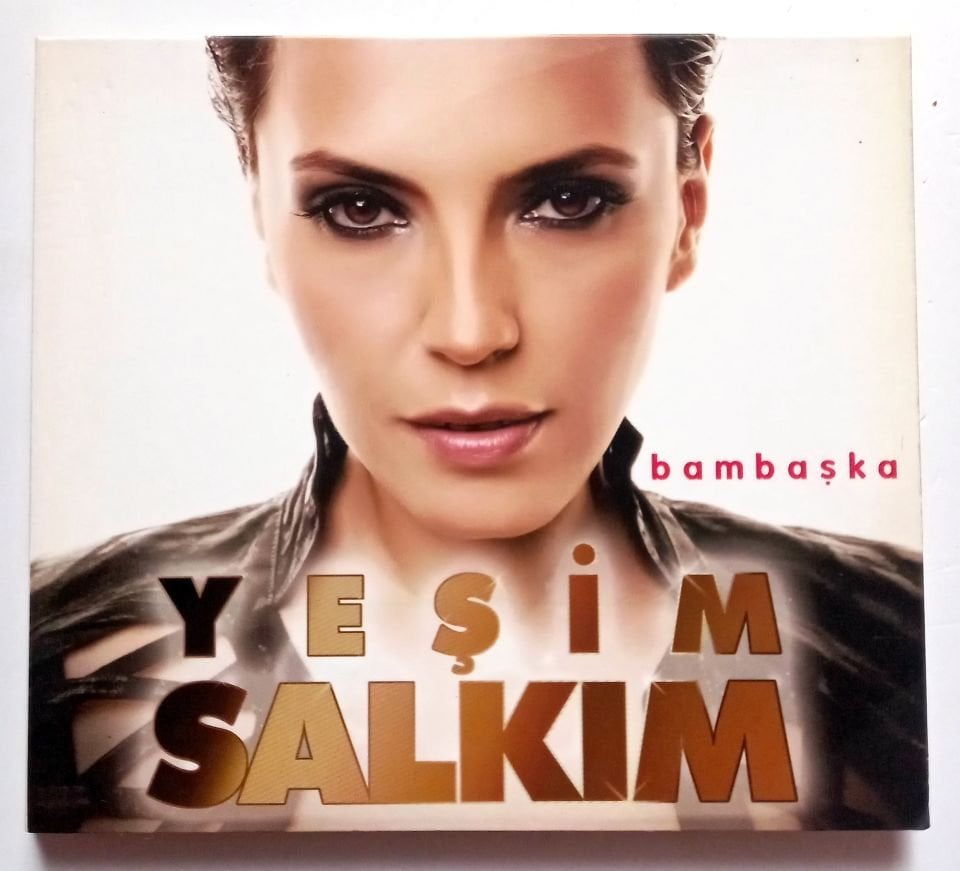 YEŞİM SALKIM - BAMBAŞKA (2009) - CD 2.EL