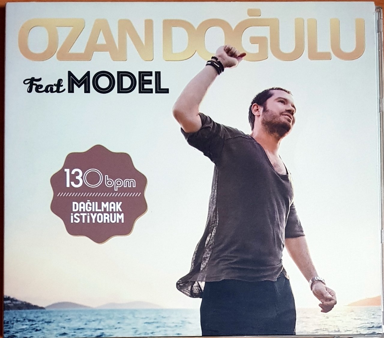 OZAN DOĞULU FEAT MODEL - DAĞILMAK İSTİYORUM (2012) - DMC SINGLE CD 2.EL