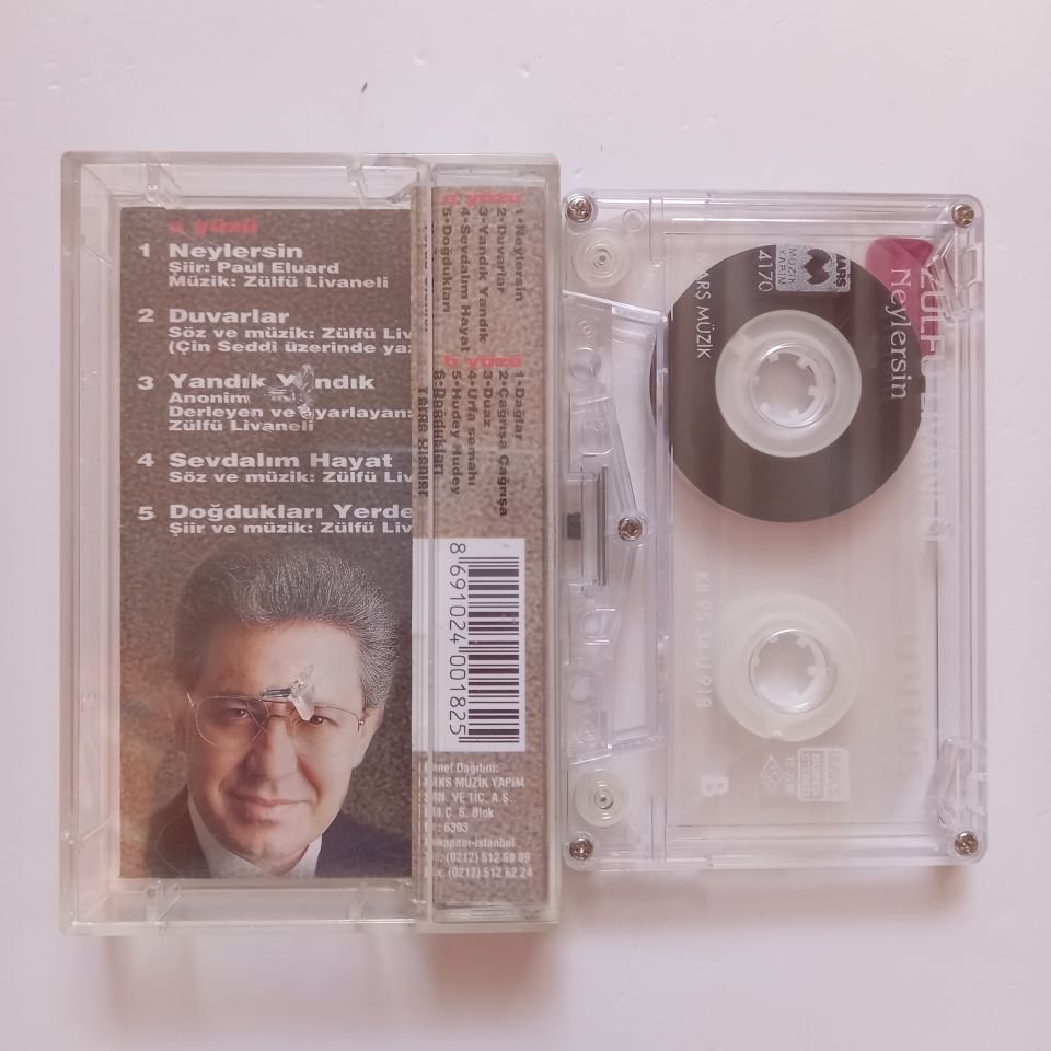 ZÜLFÜ LİVANELİ - NEYLERSİN (1995) - KASET 2.EL