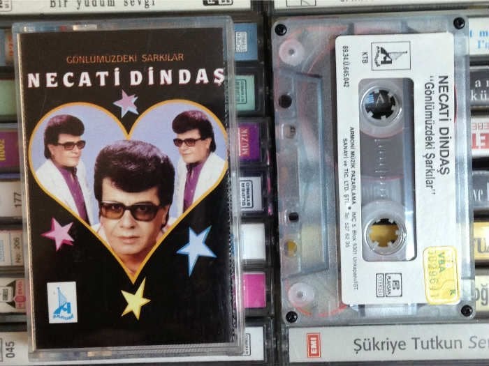 NECATİ DİNDAŞ - GÖNLÜMÜZDEKİ ŞARKILAR KASET 2.EL