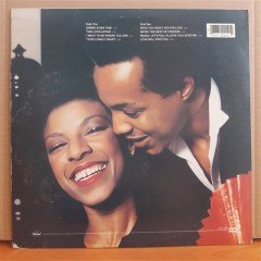 NATALIE COLE & PEABO BRYSON - WE'RE THE BEST OF FRIENDS (1979) - LP 2.EL PLAK